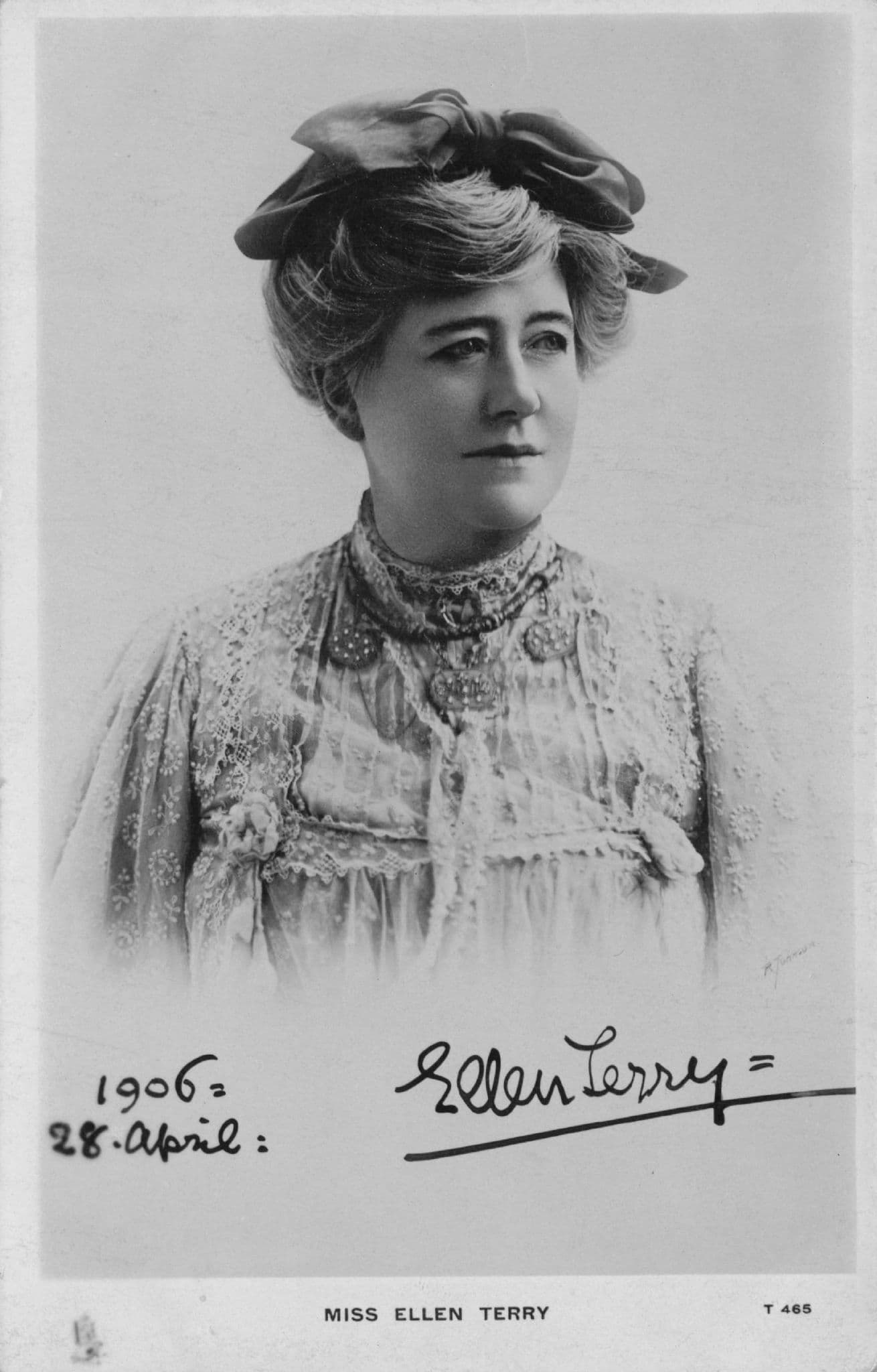 Miss Ellen Terry Shakespeare Actress 2006 Hand Signed Photo Postcard