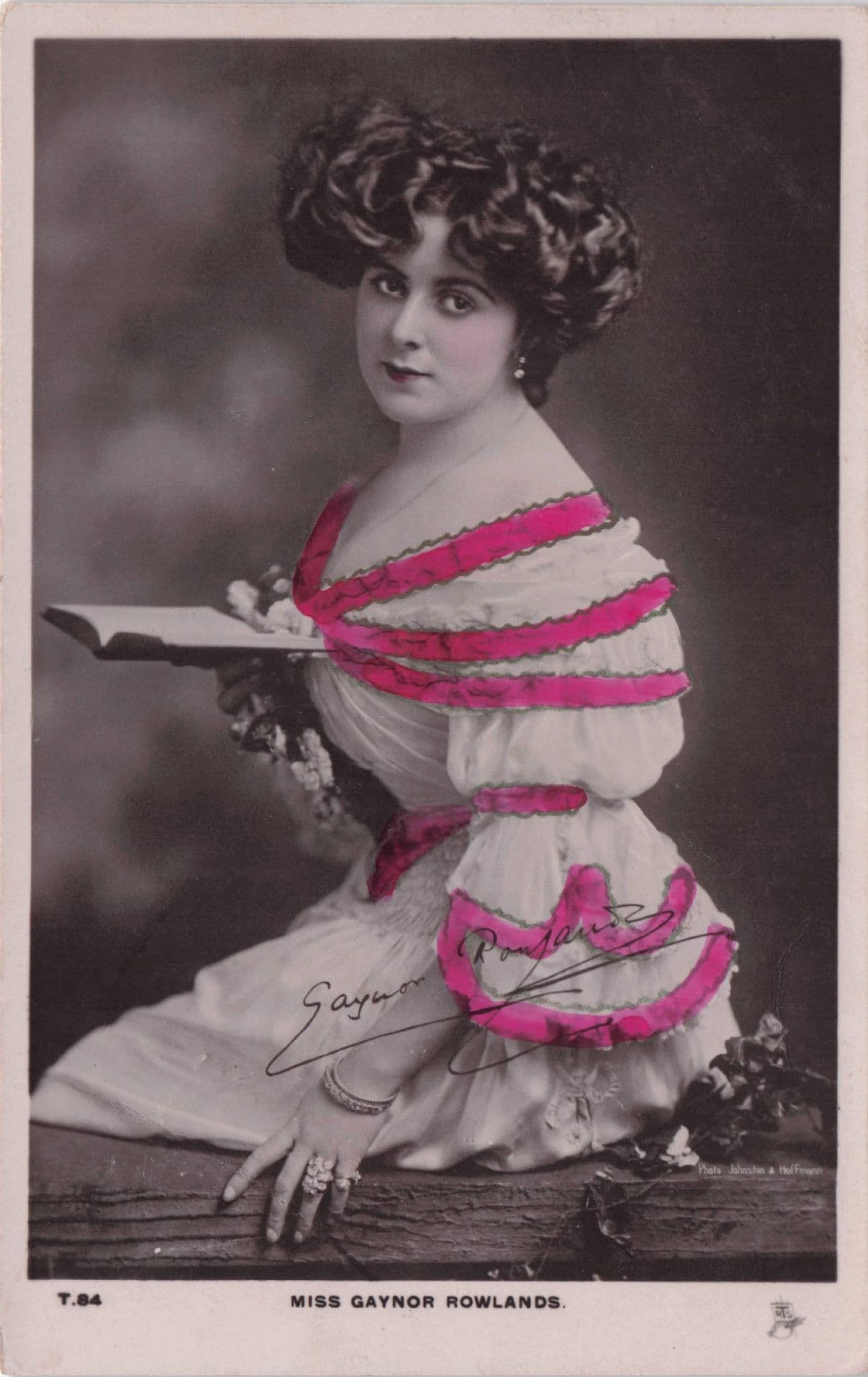 Miss Gaynor Rowlands Welsh Edwardian Actress Signed Photo Postcard