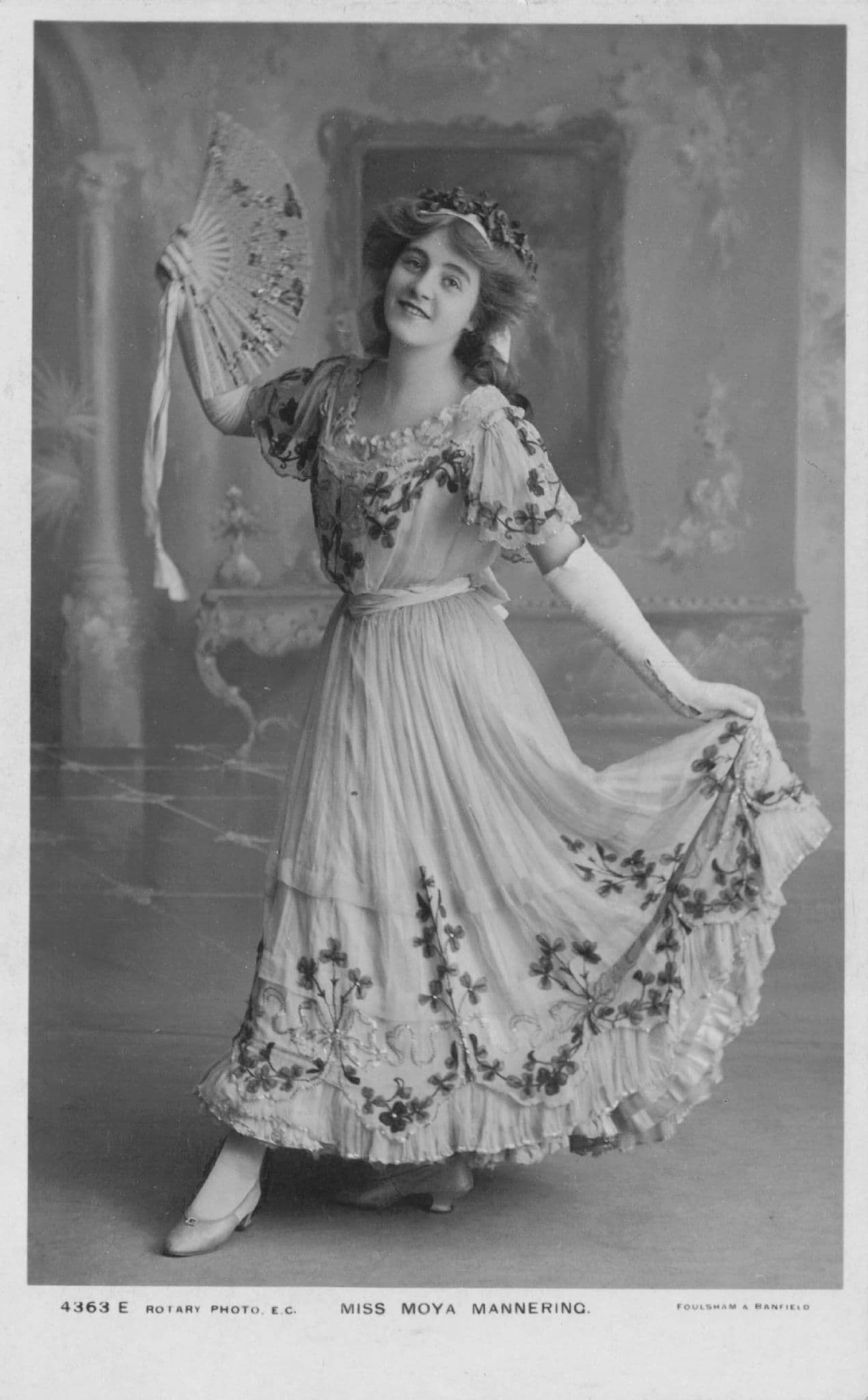 Moya Mannering Edwardian Actress Dainty Dancing Old Rare Postcard