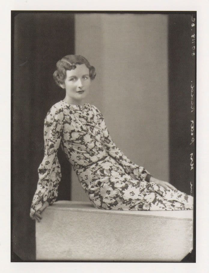 Nancy Mitford Book Author Rare Award Photo NPG Gallery Postcard