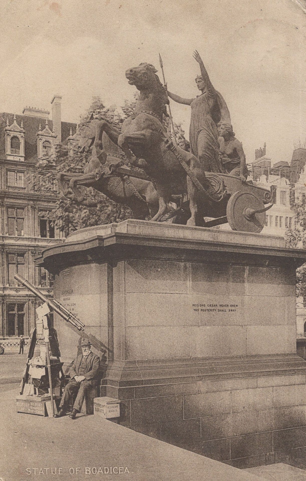 Newspaper Vendor Under Statue Of Boadicea London Old Postcard
