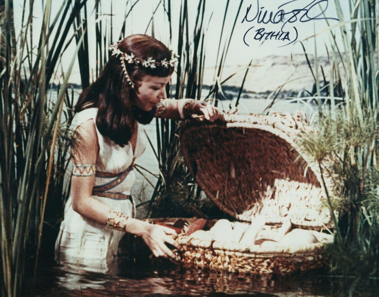 Nina Foch The Ten Commandments 10x8 Hand Signed Photo