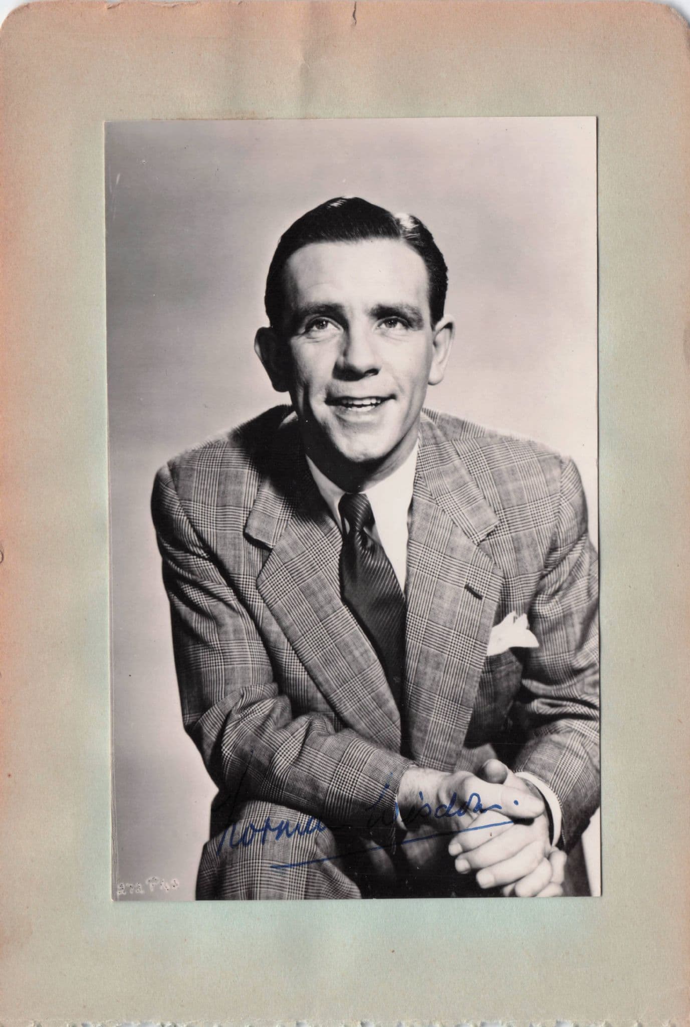 Norman Wisdom Historic Actor Comedian Antique Hand Signed Photo