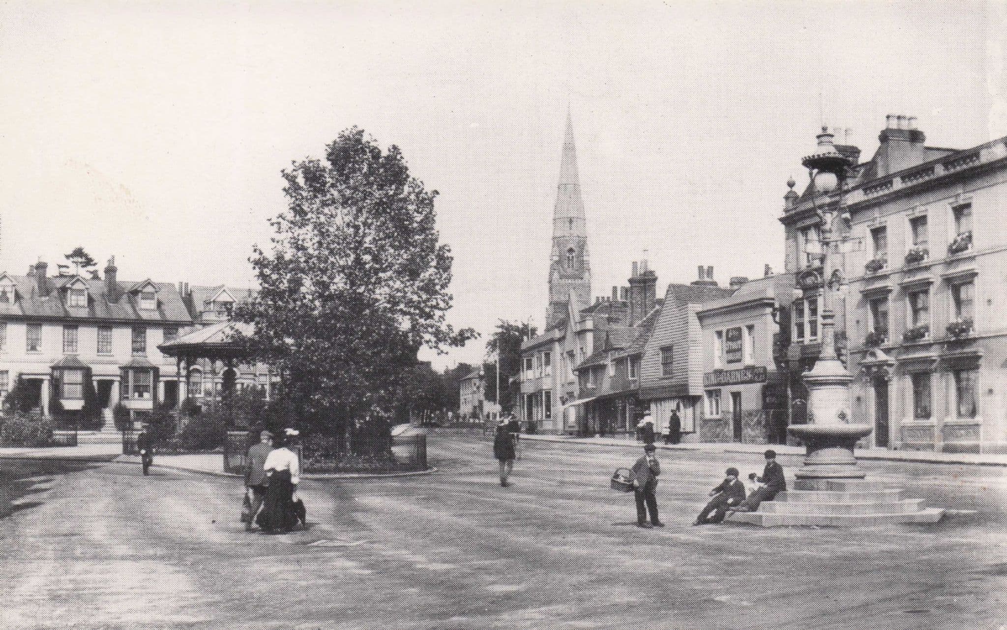 North Street Approach Bandstand Horsham Carfax Sussex Postcard