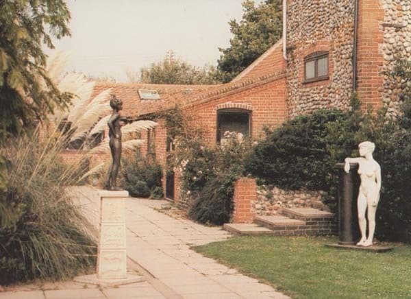 Norwich Garden Risque Statues Norfolk Rare Crafts Shop Postcard