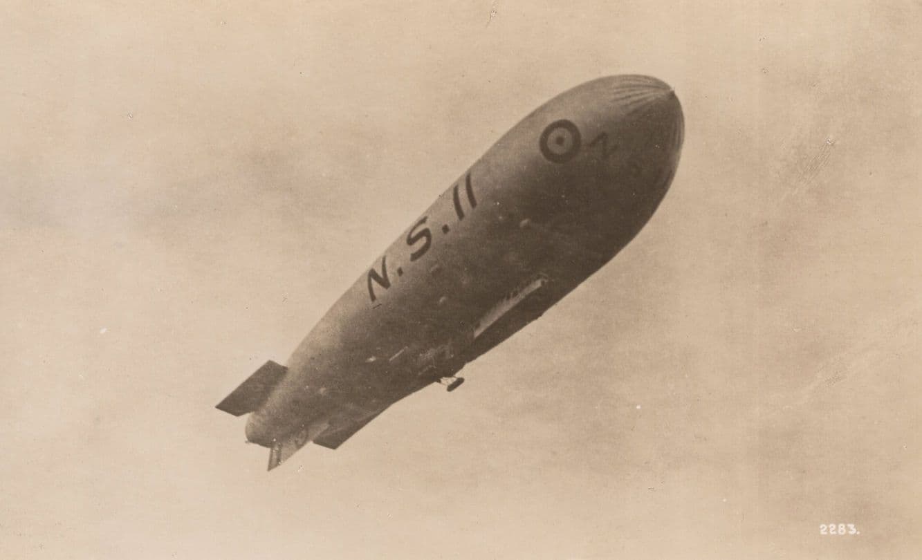 NS11 Airship PB Vintage Postcard Photo