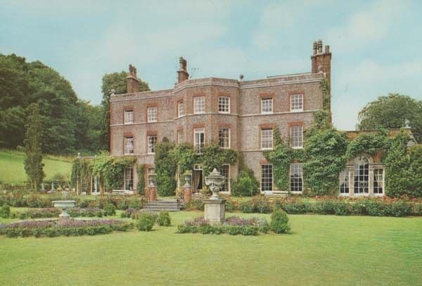 Nunwell House Isle of Wight Stunning Garden Grounds 1970s Mint Postcard