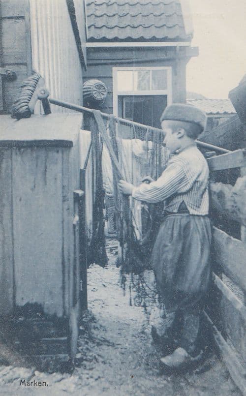 Old Dutch Holland Broom Washing Line Clothes Holland Poverty Antique Postcard