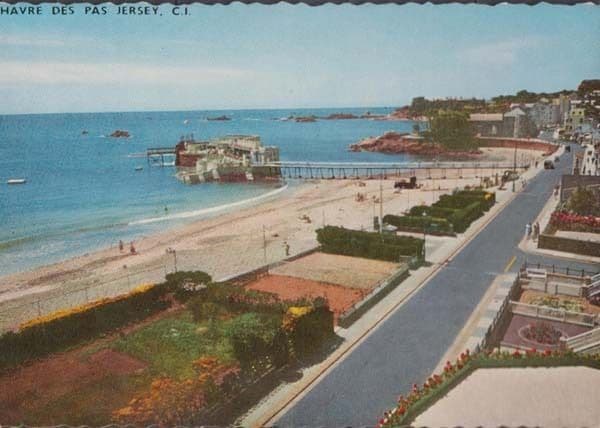 Ommaroo Hotel Jersey Swimming Pool 1960s Postcard