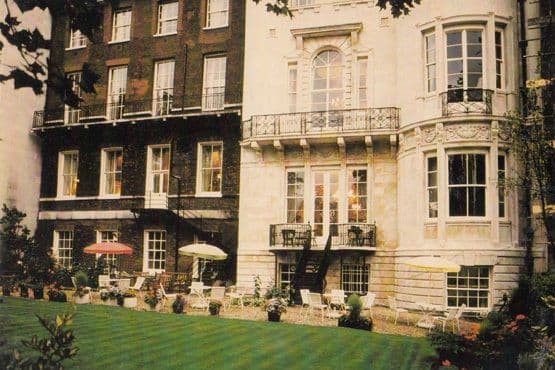 Over-Seas House League Rutland Vernon St James Street Place London Postcard