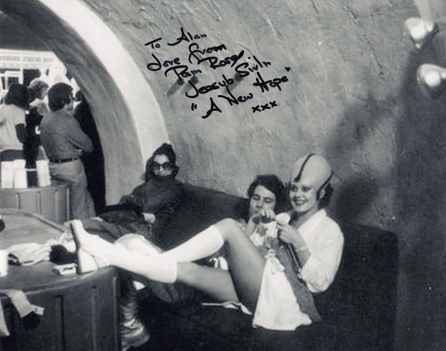 Pam Rose as Leesub Sirlin Star Wars 10x8 Hand Signed Autograph & COA Photo