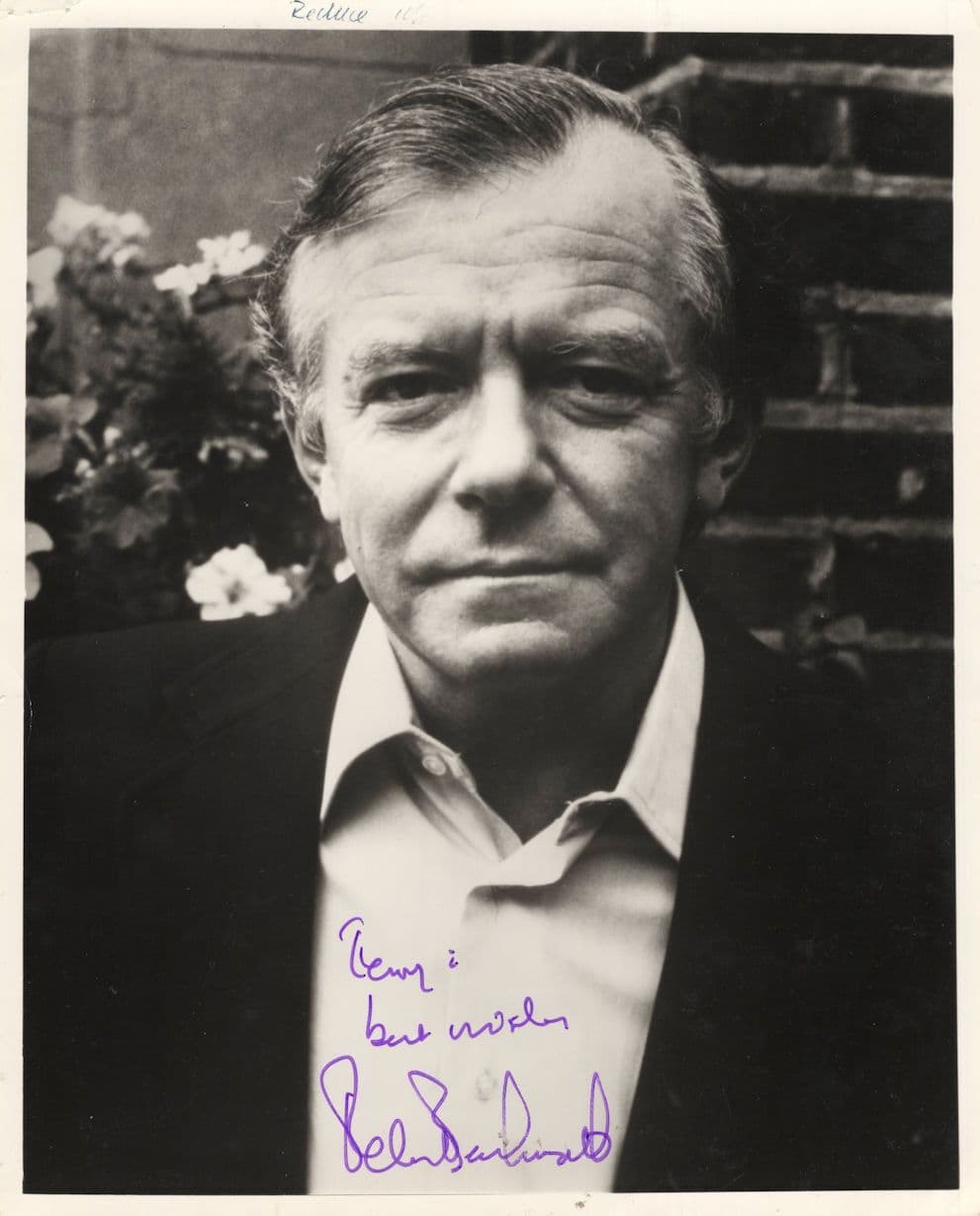 Peter Barkworth Where Eagles Dare 10x8 Hand Signed Press Photo