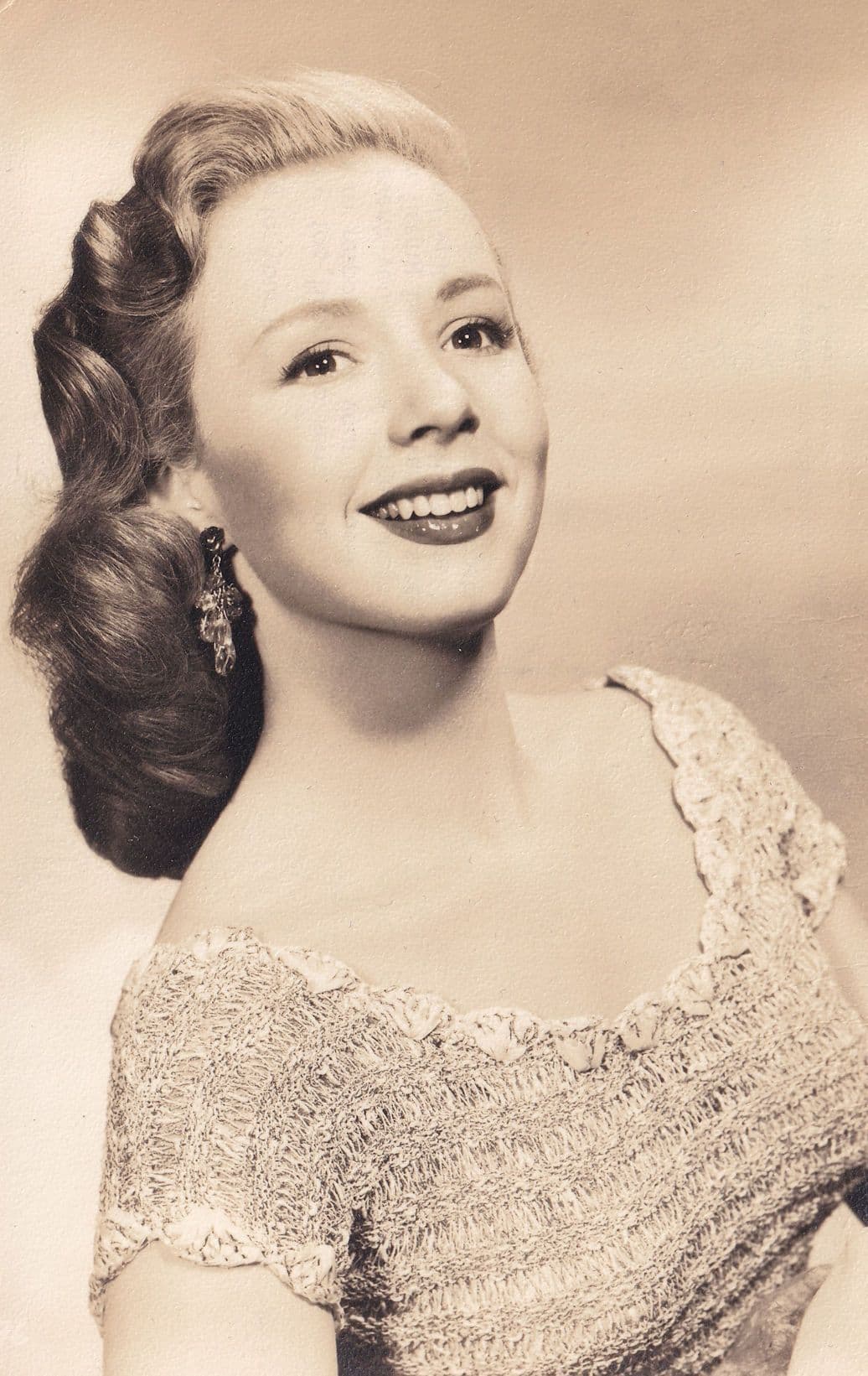 Piper Laurie Direct From Universal Film Studio Old Postcard