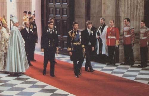 Prince Charles Bridegroom Entering Cathedral Wedding Royal Souvenir Postcard