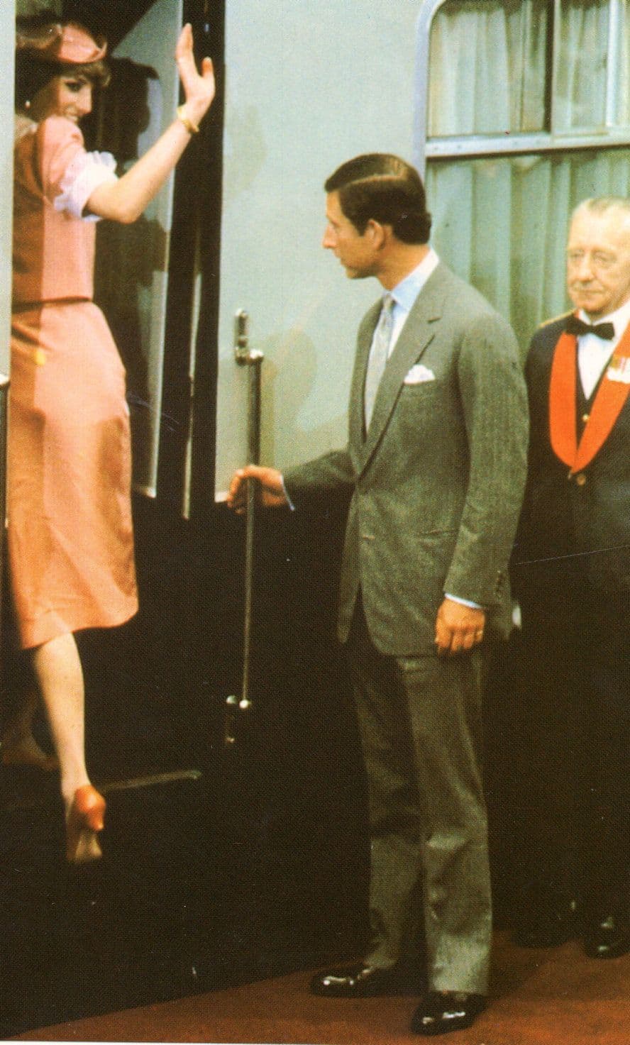 Princess Diana at London Waterloo Station 1981 Postcard