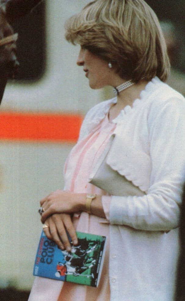Princess Diana at Windsor Horse Races Racing 1982 Postcard