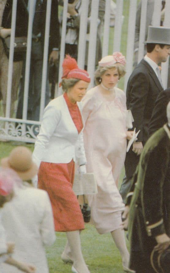 Princess Diana Horse Race At Ascot Royal Postcard