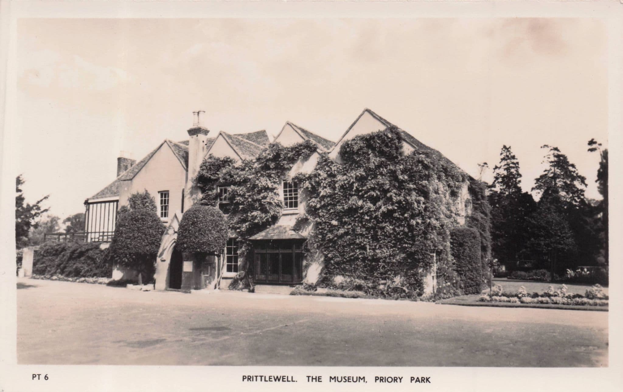 Prittlewell Museum Priory Park Essex Real Photo Old Postcard