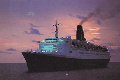 QE2  Cunard Line Ship Strawberries & Cream Cabin Treat Sent On Board Postcard