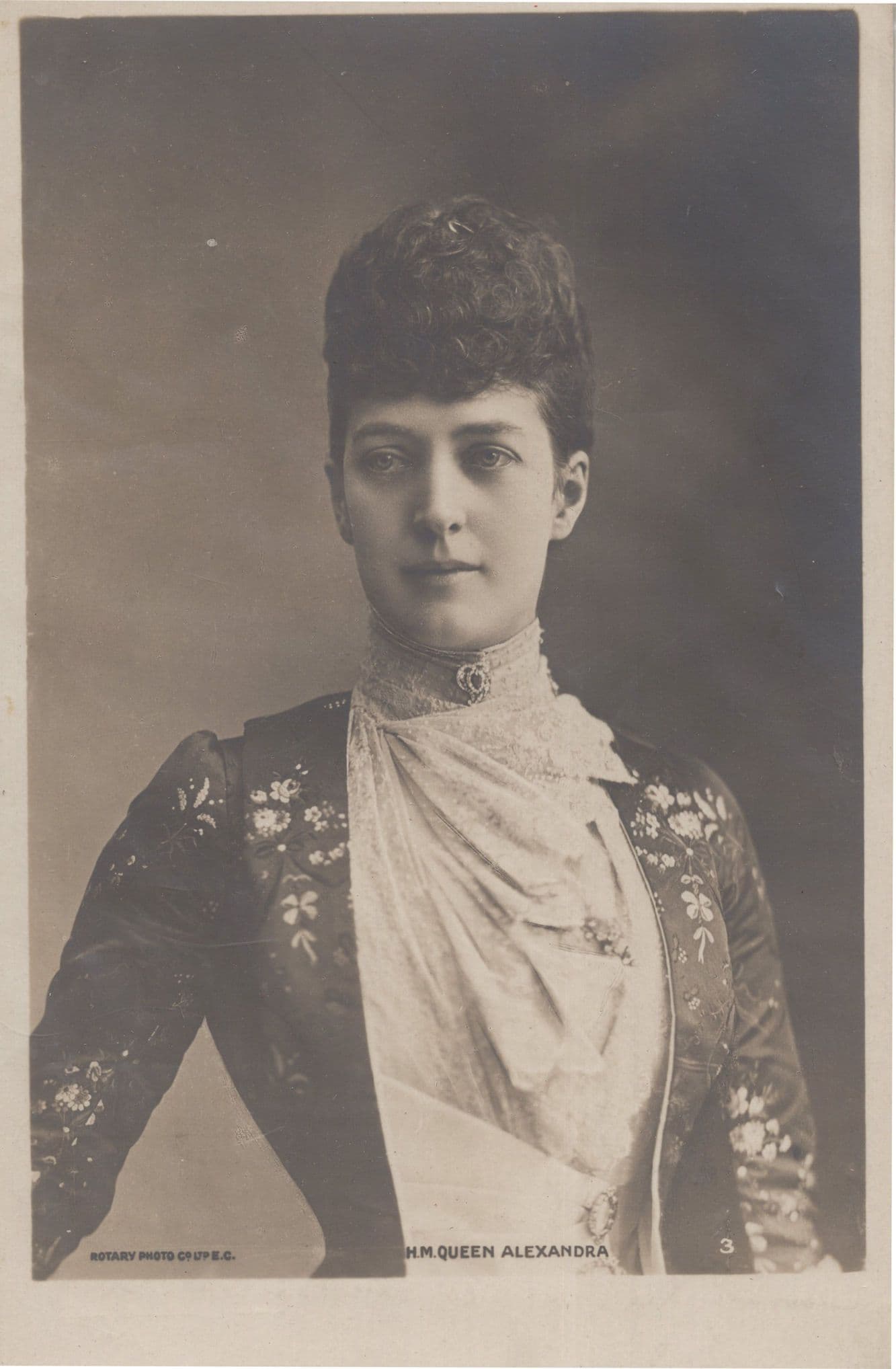 Queen Alexandra Antique Cherished Old Postcrd