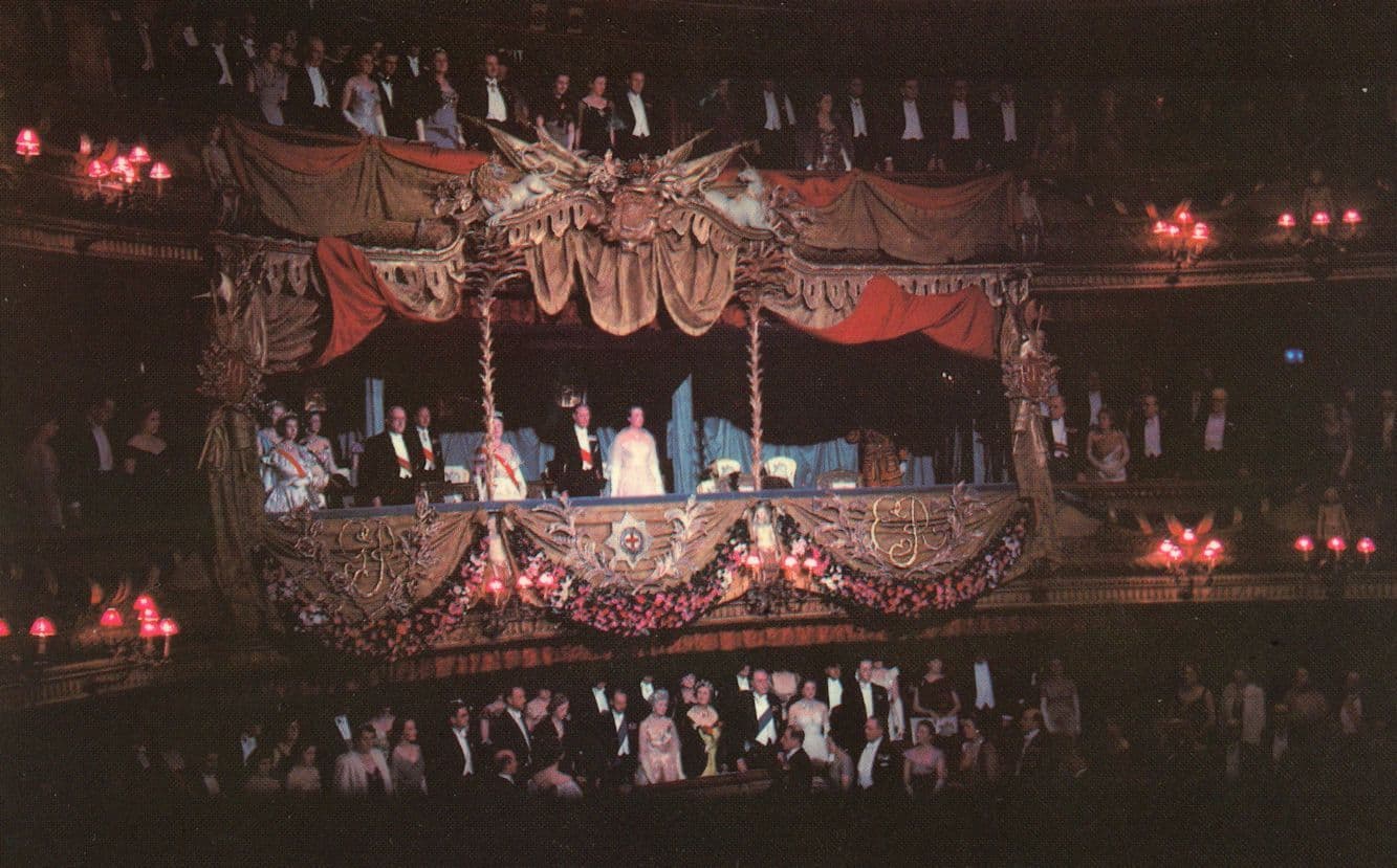 Queen Elizabeth II at Covent Garden Opera House 1950 Postcard