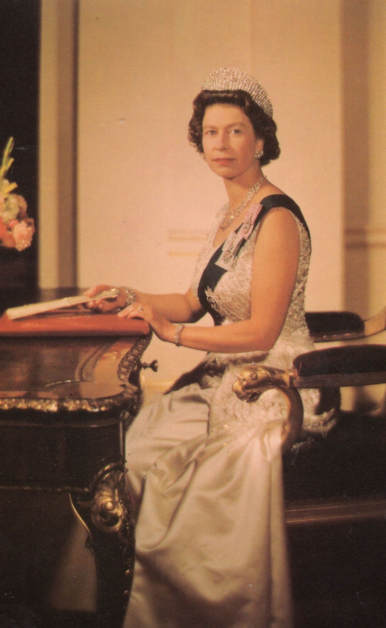 Queen Elizabeth II in White Drawing Room Buckingham Palace Postcard