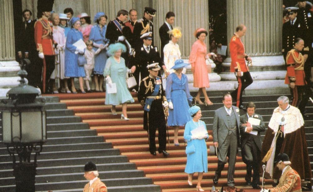 Queen Elizabeth Procession Leaves St Pauls Royal Wedding Postcard