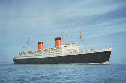 Queen Elizabeth Ship Passenger On Board Southampton 1960s Postcard