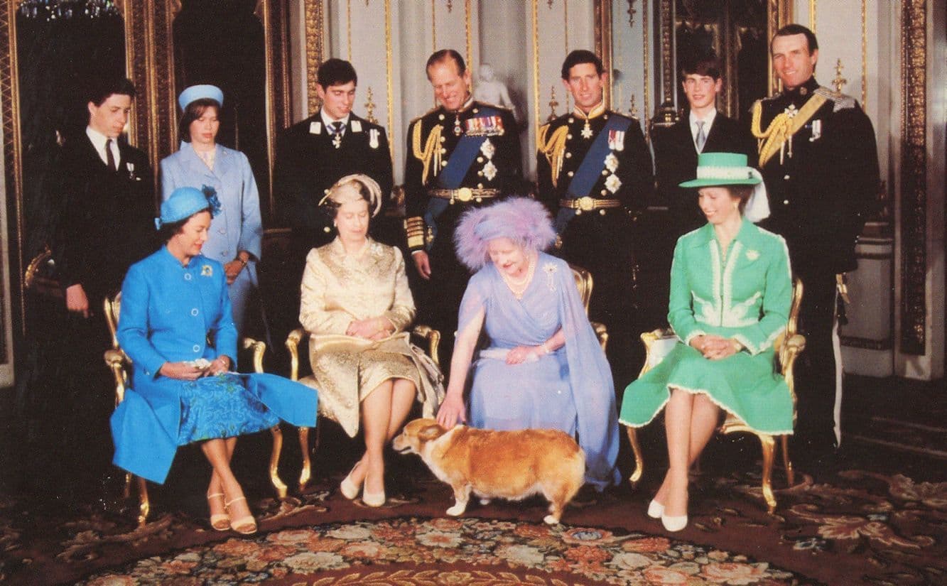 Queen Mother 80th Royal Birthday Royal Family Group Photo Portrait Postcard