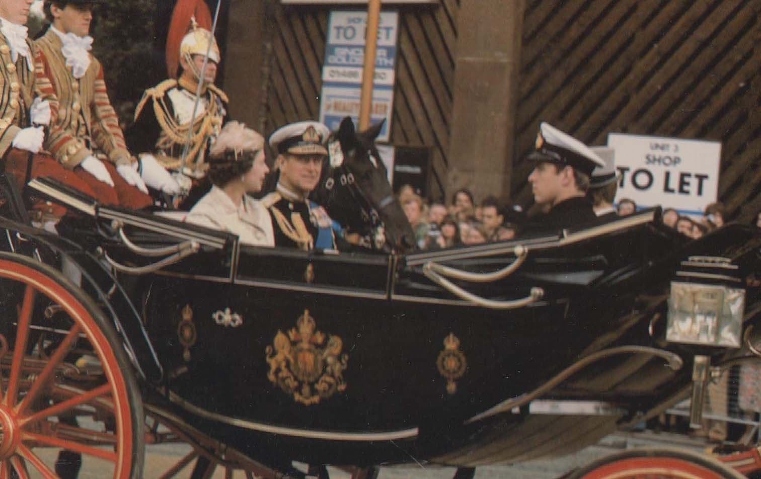 Queen Mother Mothers Thanksgiving Service Drive Car Trooping Royal Postcard
