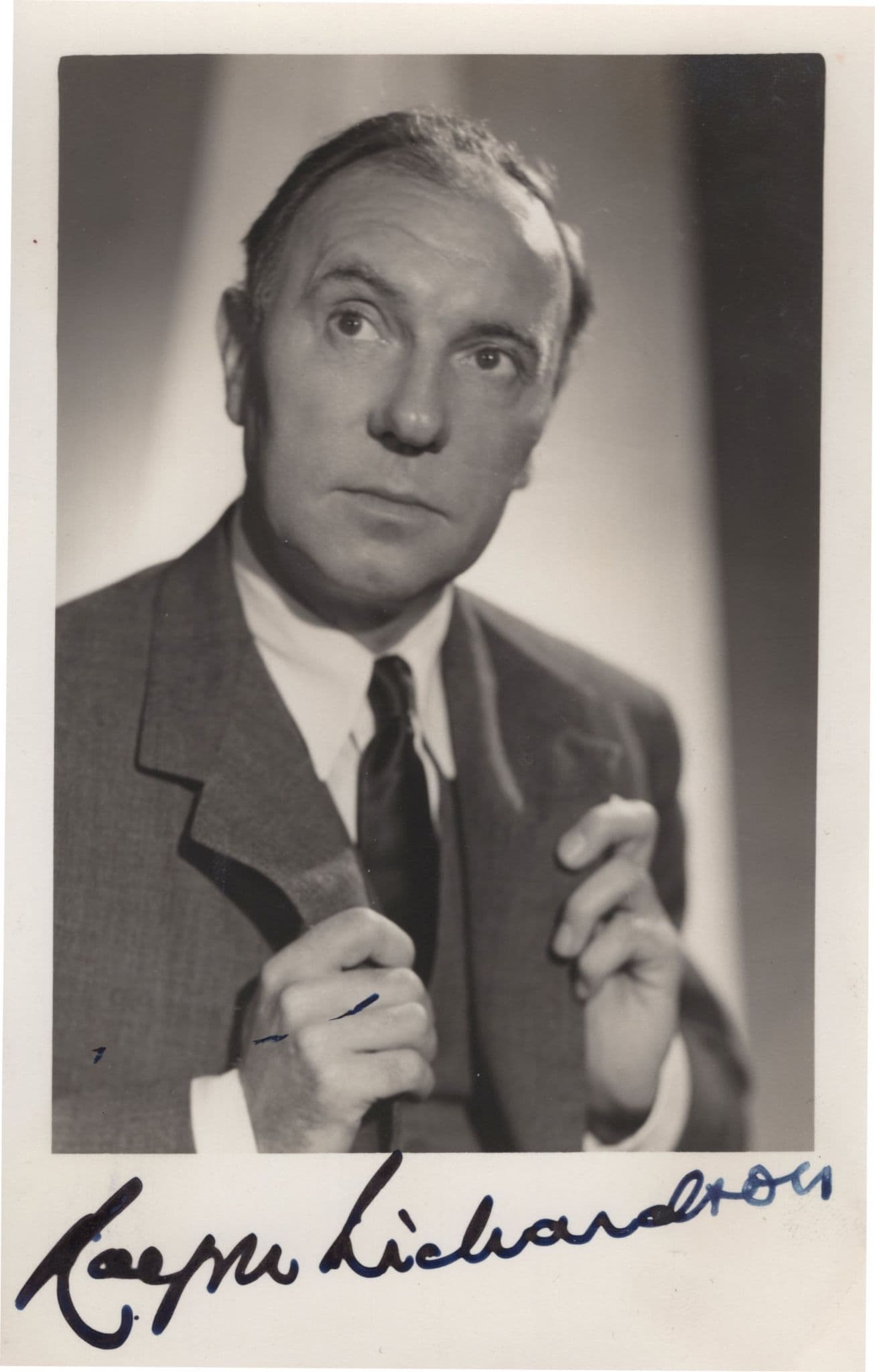 Ralph Richardson Time Bandits Tarzan Vintage Hand Signed Photo