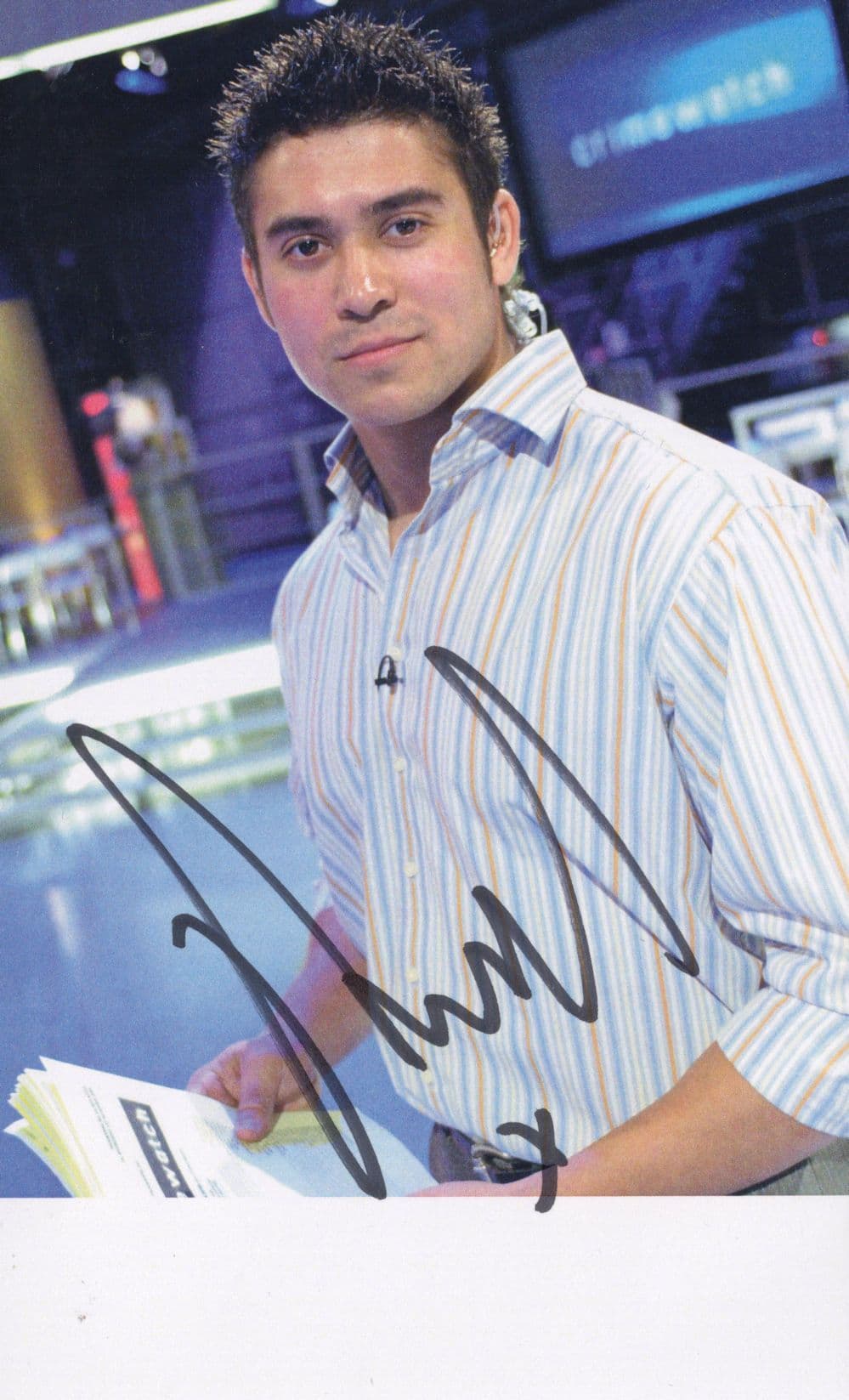 Rav Wilding BBC Crimewatch Presenter Hand Signed Photo