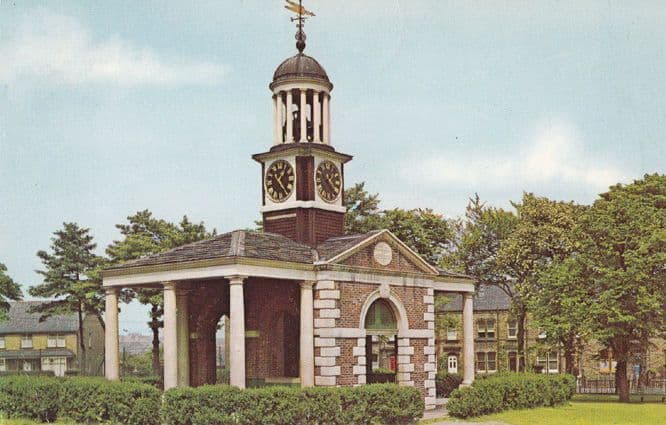 Ravensknowle Clock Tower Huddersfield Postcard