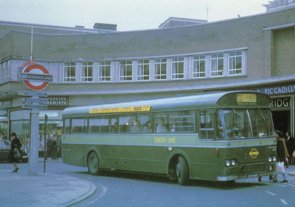 RC Type Green Line Coach at London Piccadilly Station in 1970 Postcard