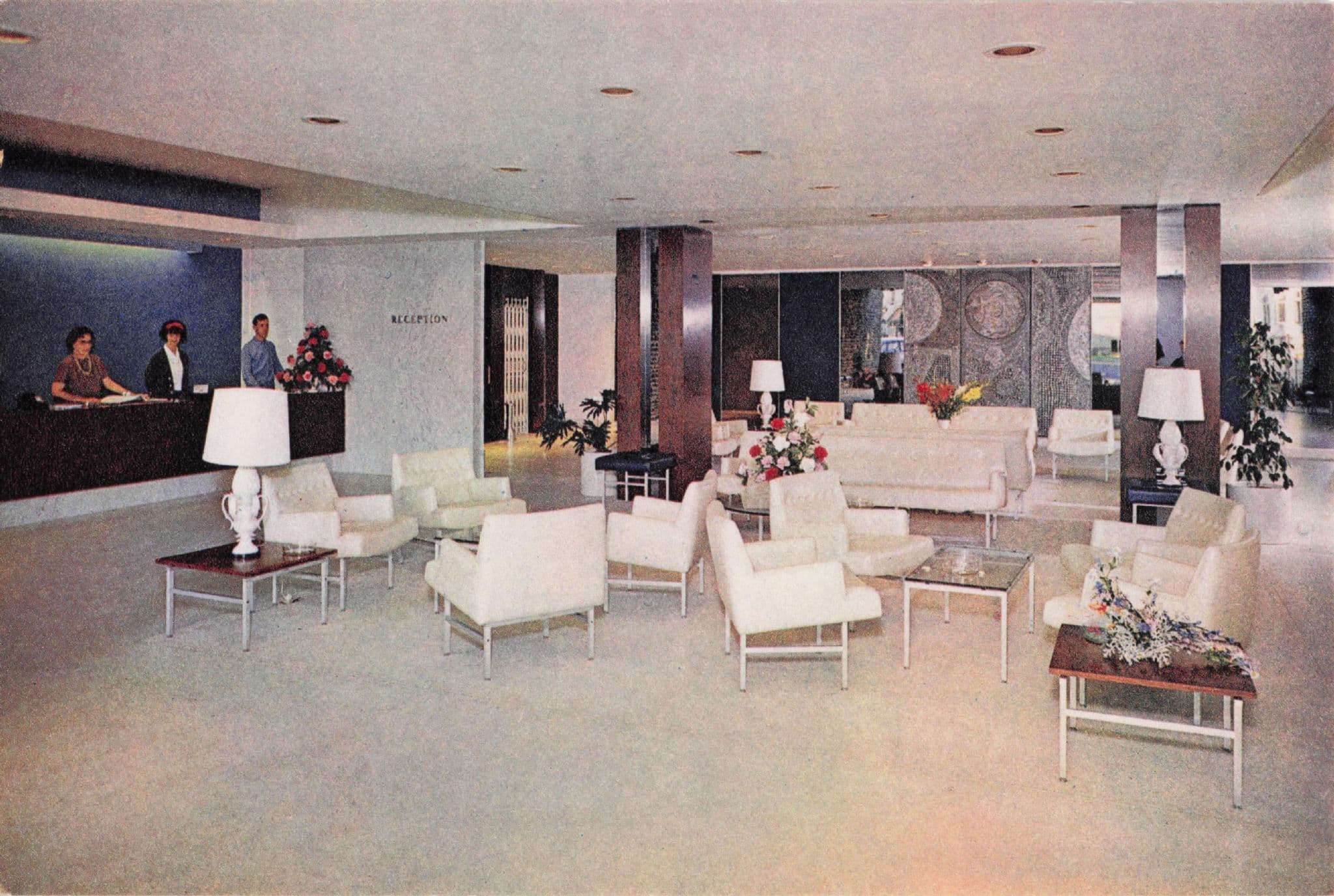 Receptionist Staff Foyer Shanklin Hotel Isle Of Wight Vintage Postcard
