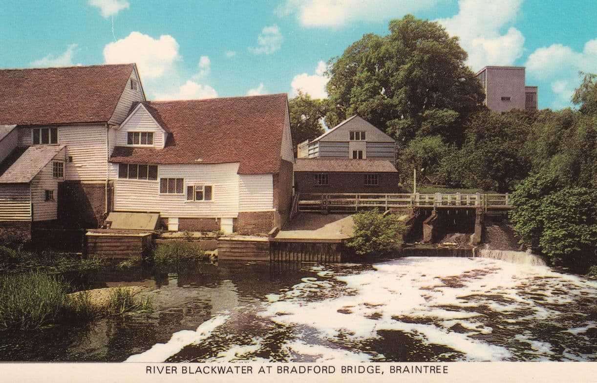 River Blackwater At Bradford Bridge Braintree 1970s Postcard