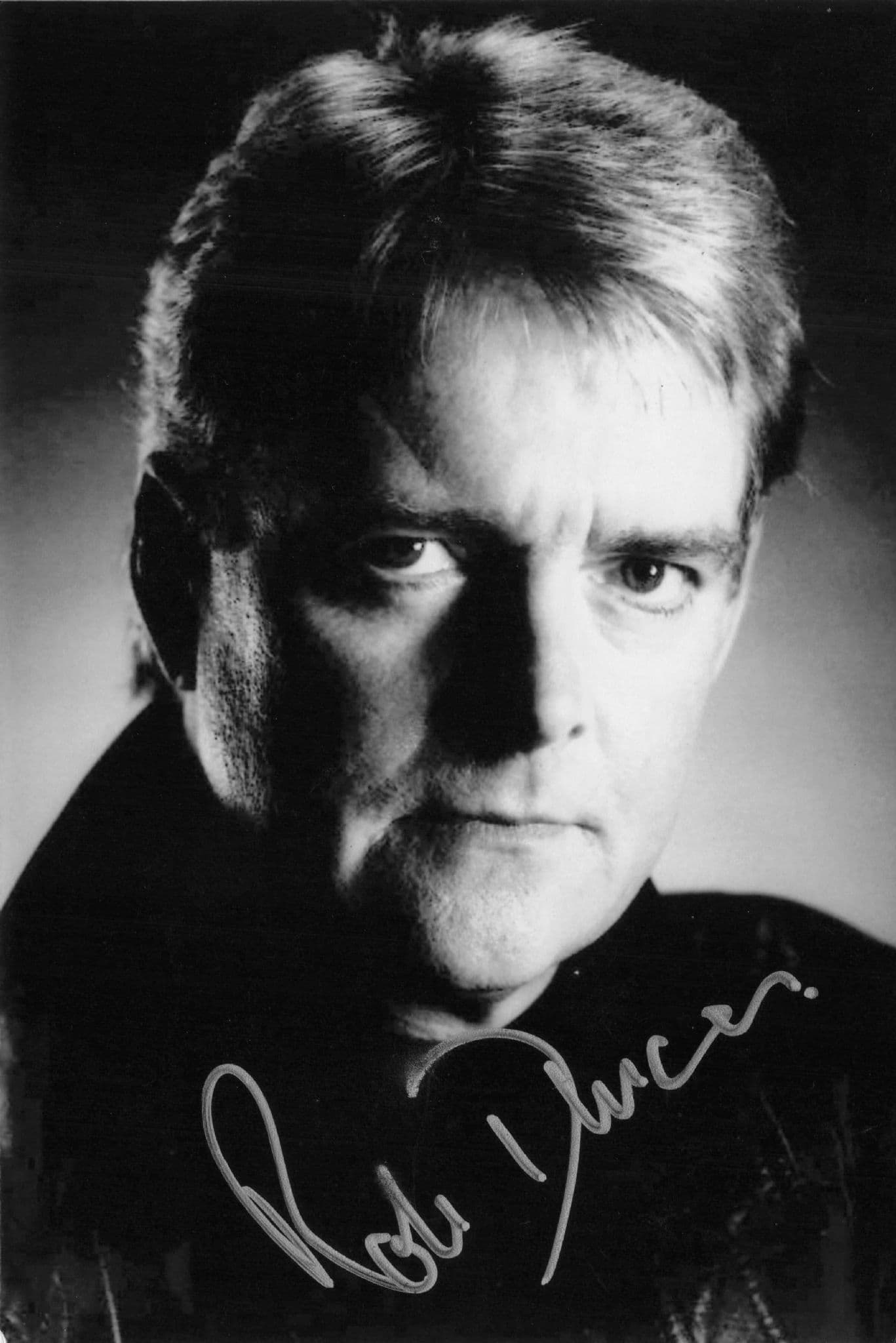 Robert Duncan Drop The Dead Donkey Metallic Pen Hand Signed Photo