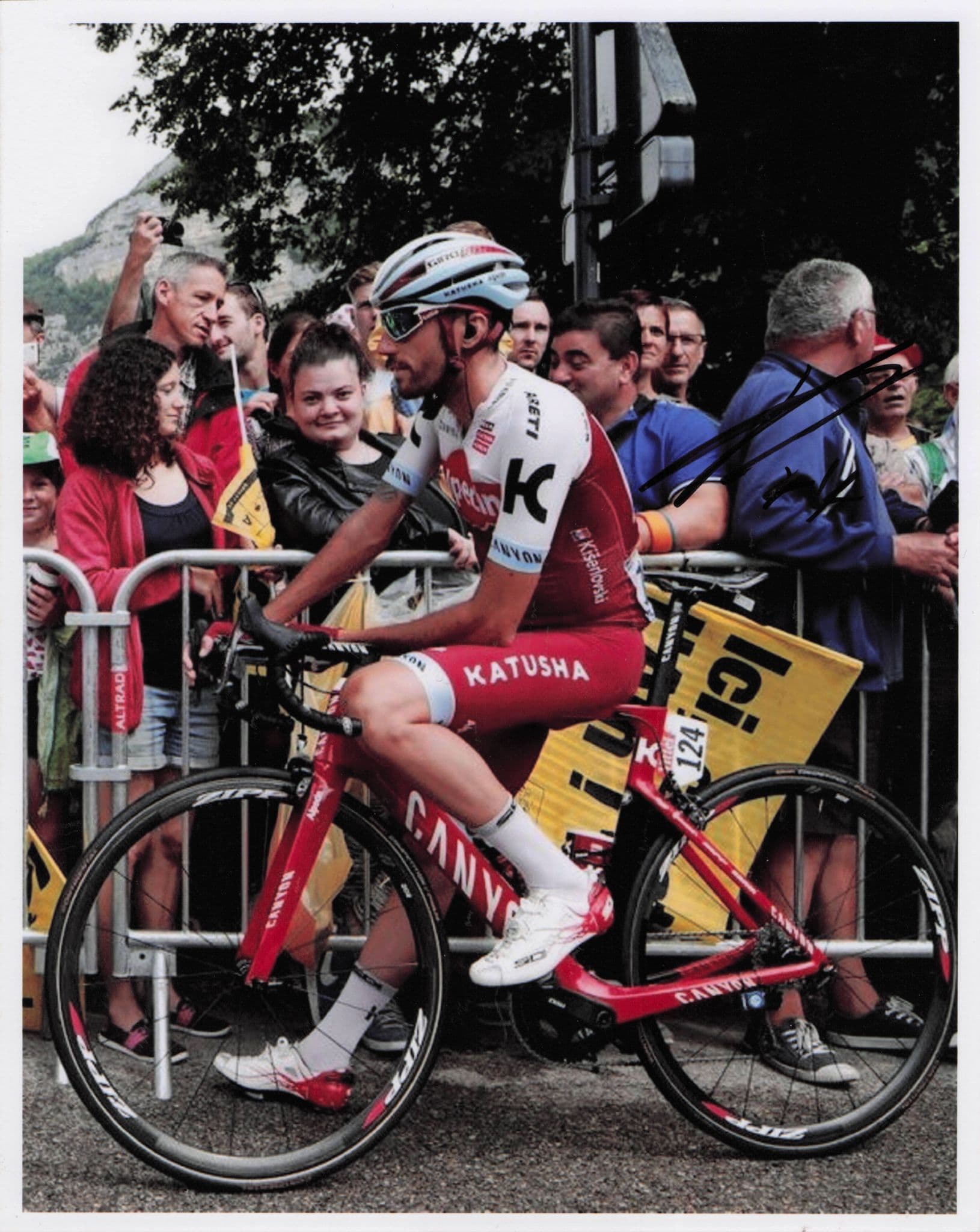 Robert Kiserlovski Croatia Cyclist Cycling 10x8 Hand Signed Photo