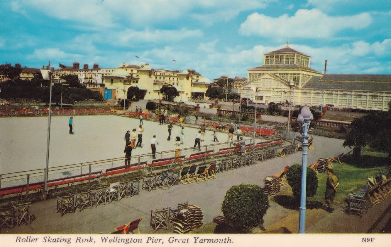 Roller Skating Rink Great Yarmouth Norfolk 1970s Rare Postcard