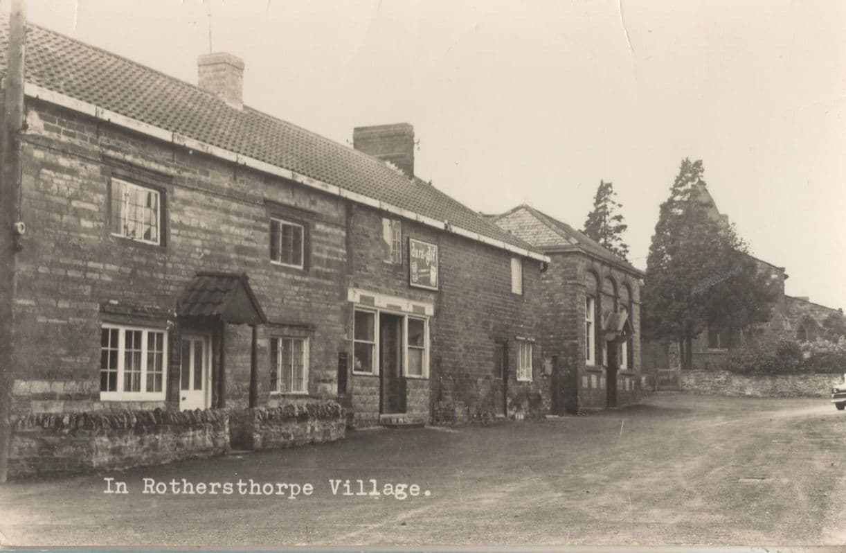 Rothersthorpe Village Northampton Village Shop Old RPC Postcard