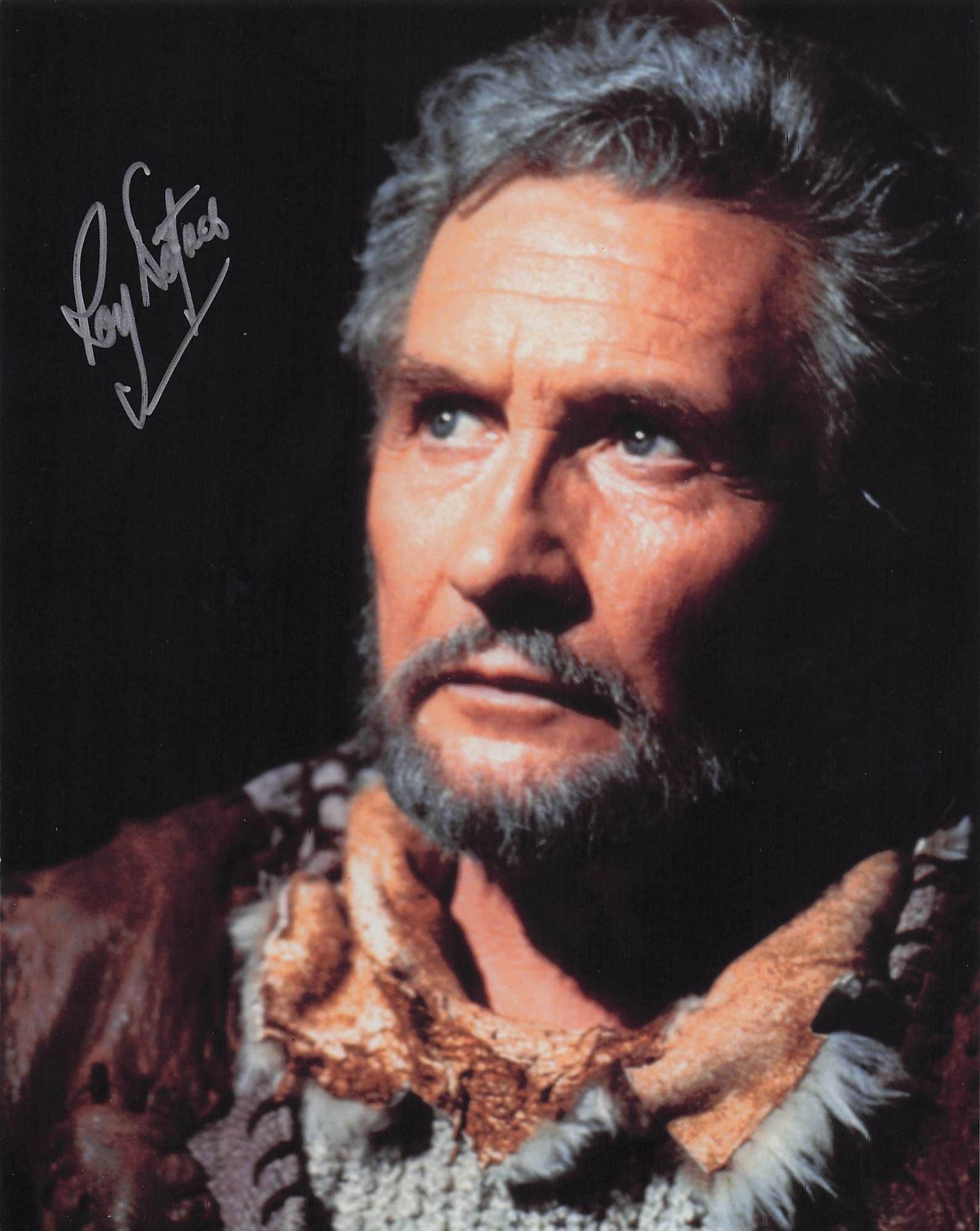 Roy Dotrice in Beauty & The Beast 10x8 Hand Signed Photo