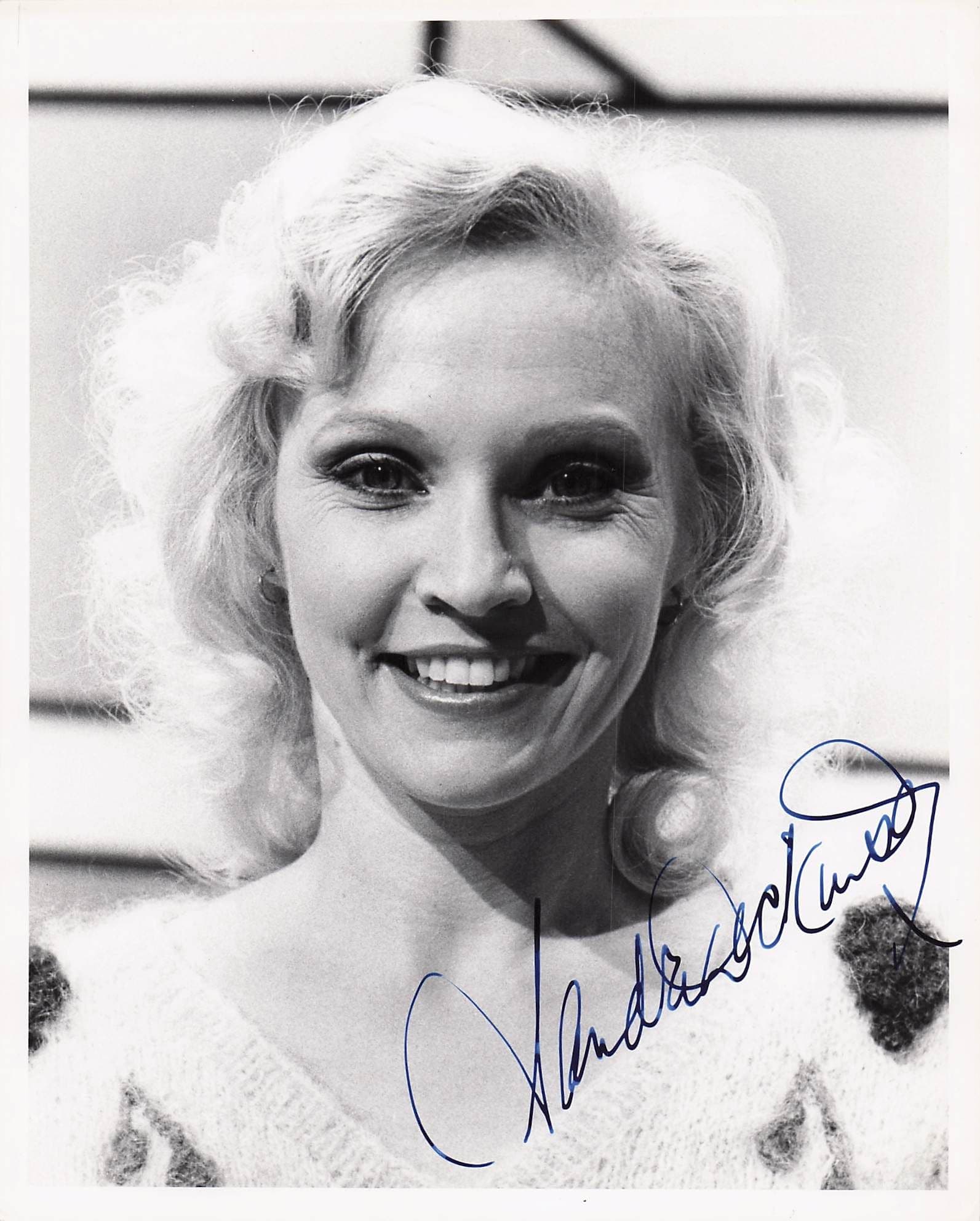 Sandra Dickinson Batman Supergirl Vintage 10x8 Hand Signed Photo