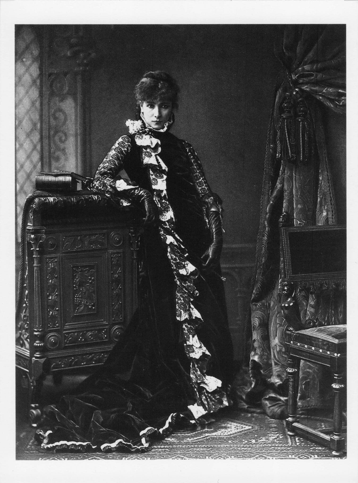 Sarah Bernhardt French Sculptor Artist Old Theatre Actress Photo Postcard