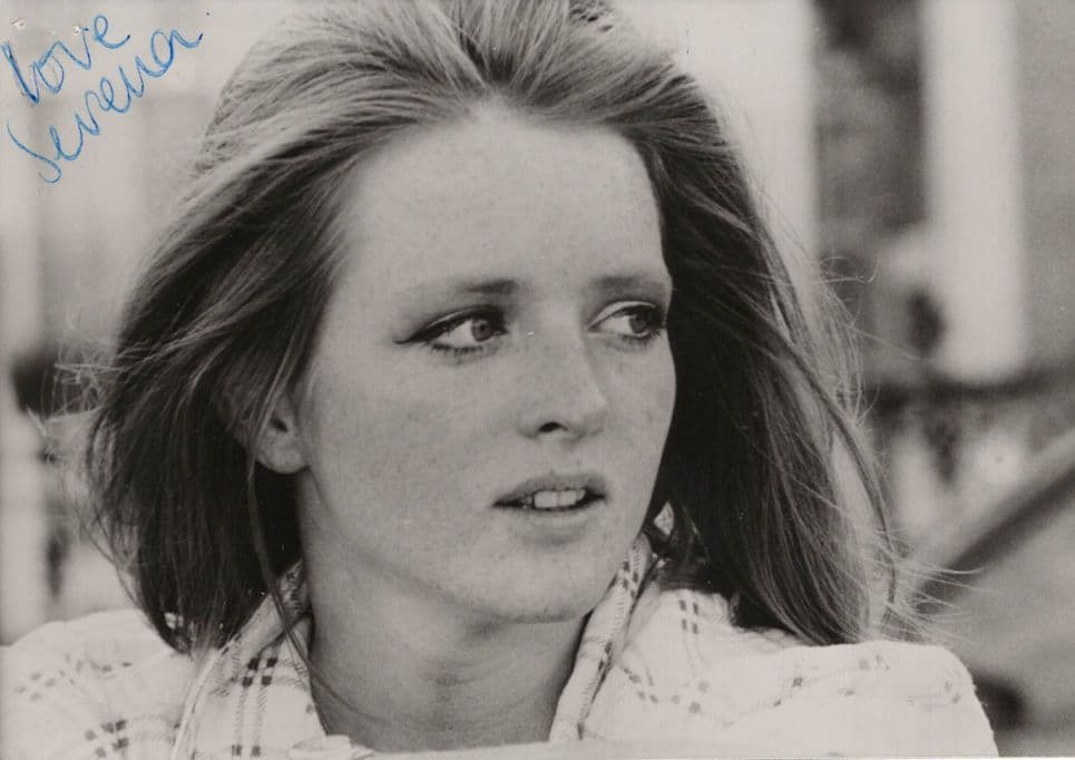 Serena Gordon James Bond 007 Goldeneye Hand Signed Photo