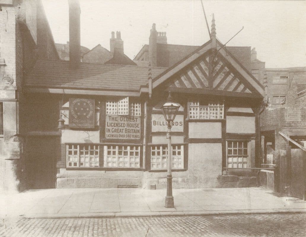 Seven Stars Withy Grove Manchester Billiards Snooker Postcard