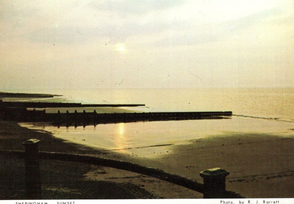 Sheringham Norfolk Sunset Beautiful 1980s Postcard