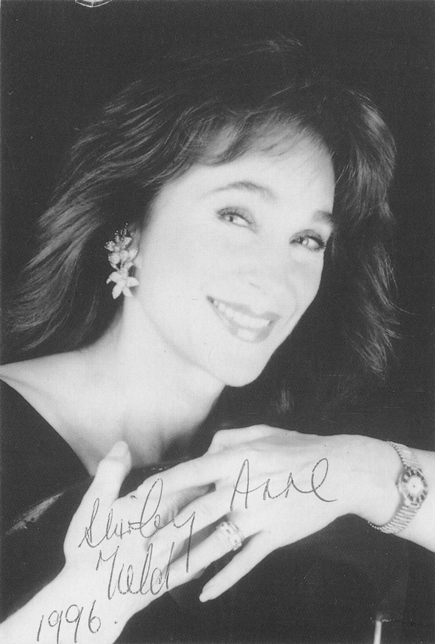 Shirley Anne Field Shirley Valentine Dr Who Hand Signed Photo