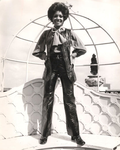 Shirley Bassey London April 1970 Engelbert Humperinck Show Press Photo
