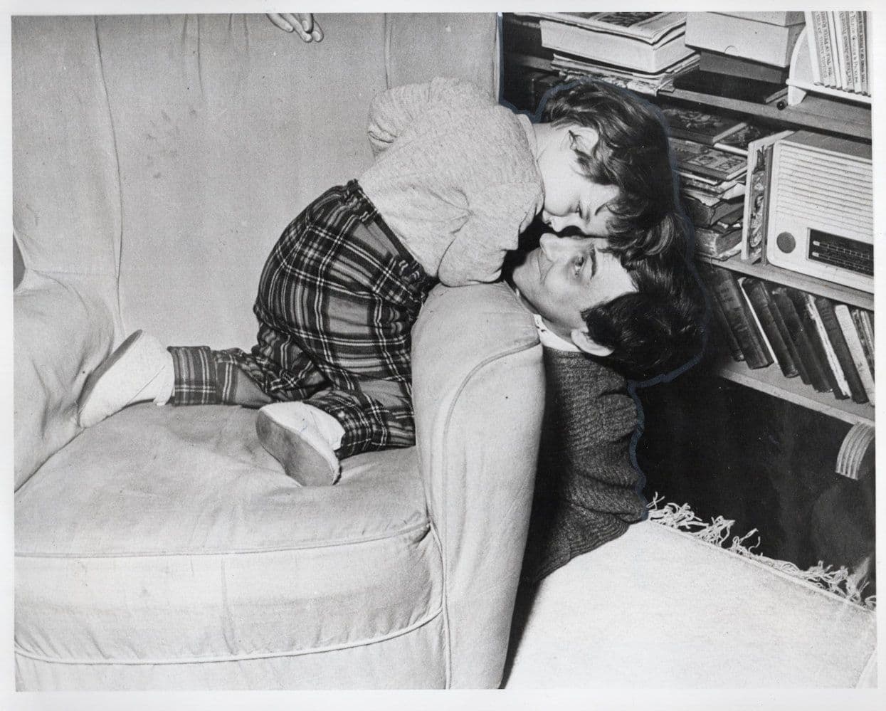 Spike Milligan The Goons 1954 With Daughter Laura C4 Press TV Photo
