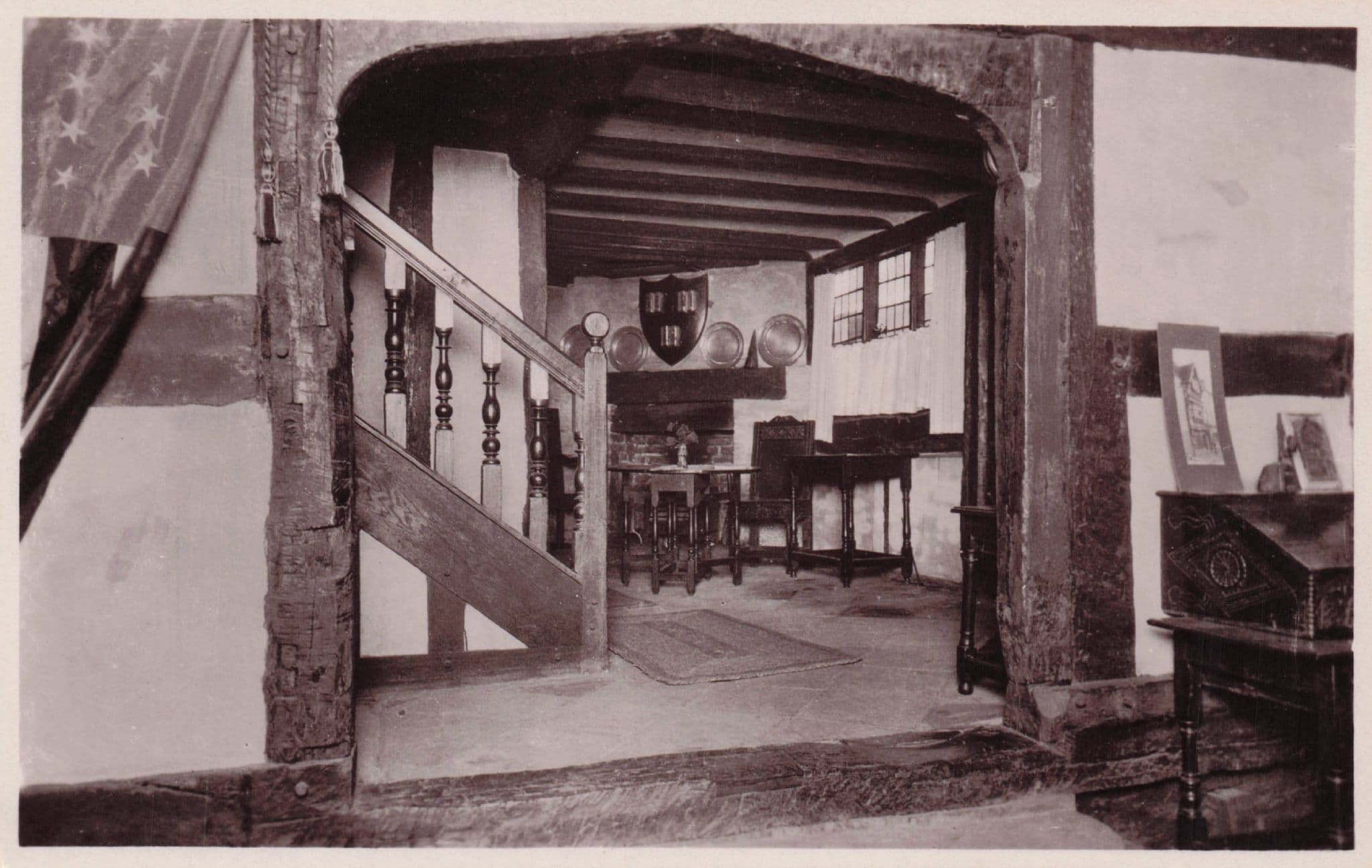 Staircase Back Room Shield Harvard House Stratford On Avon Tucks Old RPC Postcard